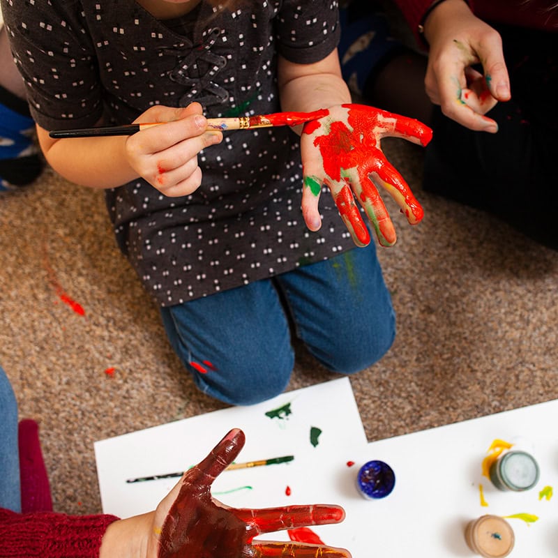 Kunsttherapie für Kinder im Regenbogenhaus Kriele