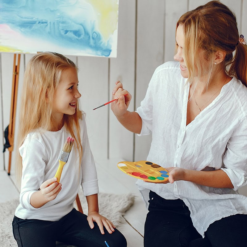 Kunsttherapie für Kinder im Regenbogenhaus Kriele